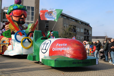 Foto 12 van Optocht
